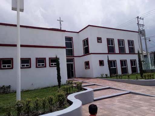 Fotografia tomada fuera de Centro De Rehabilitación Integral - Hospital en Ozumba de Alzate, Edomex.