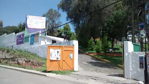 Fotografia tomada fuera de DIF Casa de la Juventud - Centro cultural en Cdad. López Mateos, Edomex.